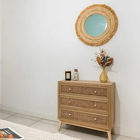 Beige Hospitalite - Frida Saint-Etienne (Loire)